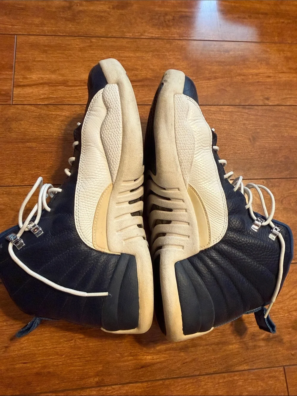 Air Jordan 12 retro Men’s Navy Blue and White High-Top Sneakers